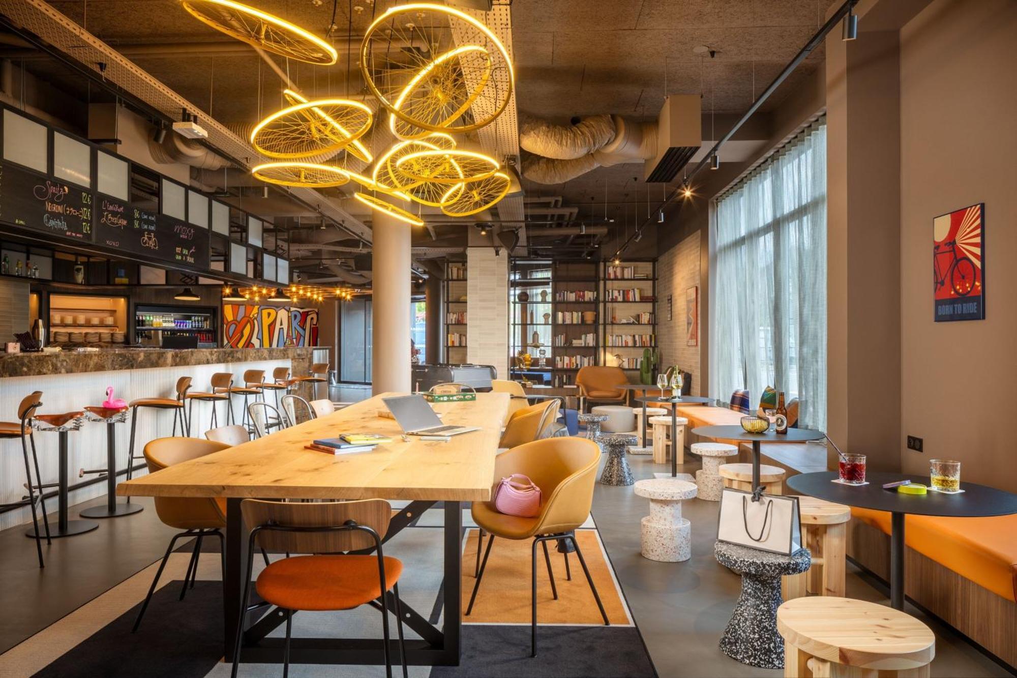 Moxy Paris Clamart Buitenkant foto