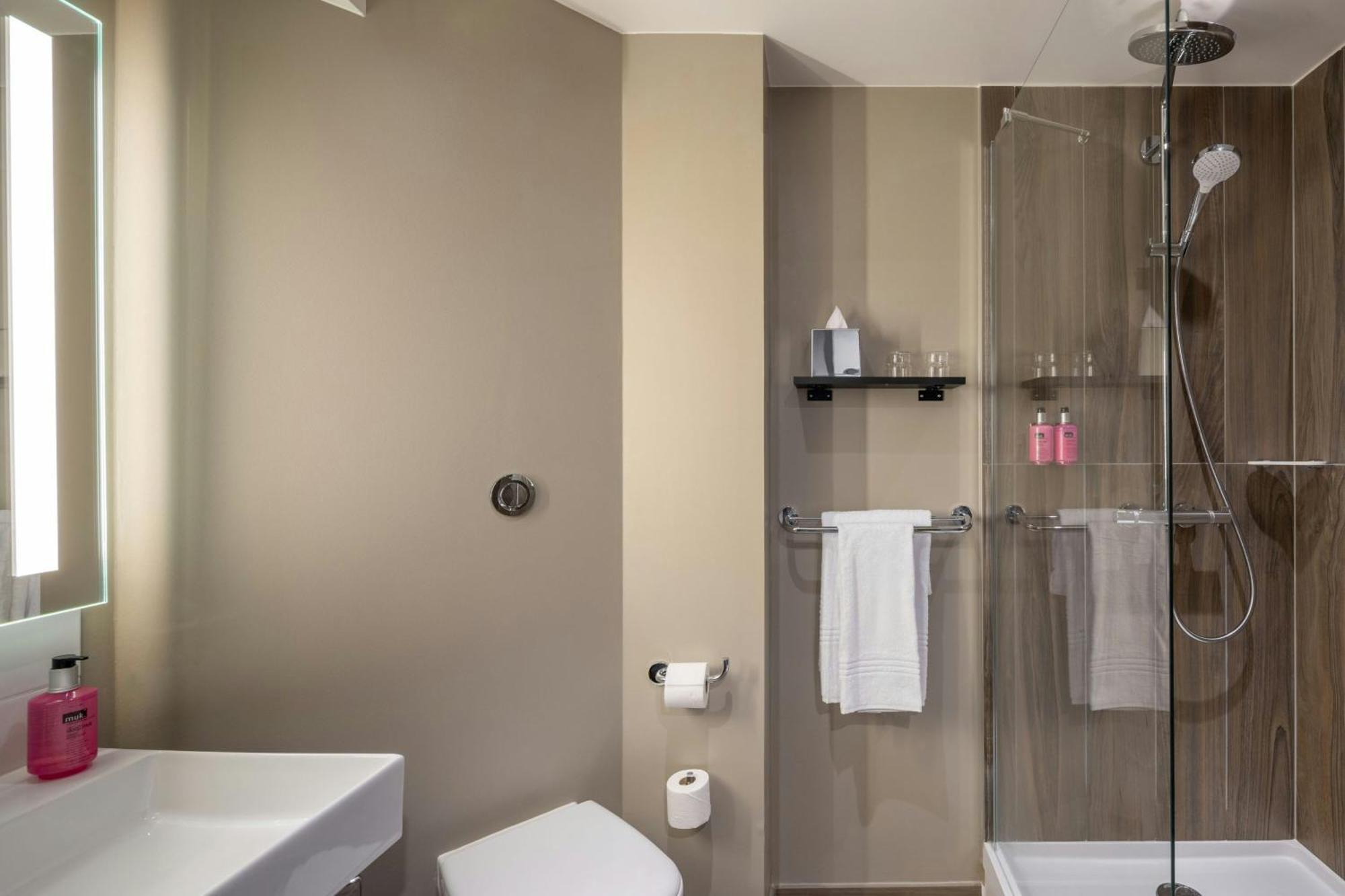 Moxy Paris Clamart Buitenkant foto